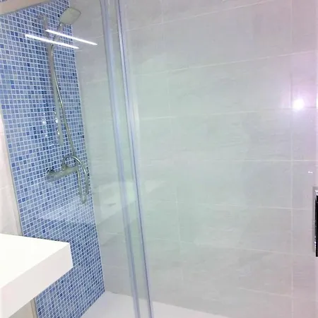 2 Bedrooms With Sea Views Apartamento