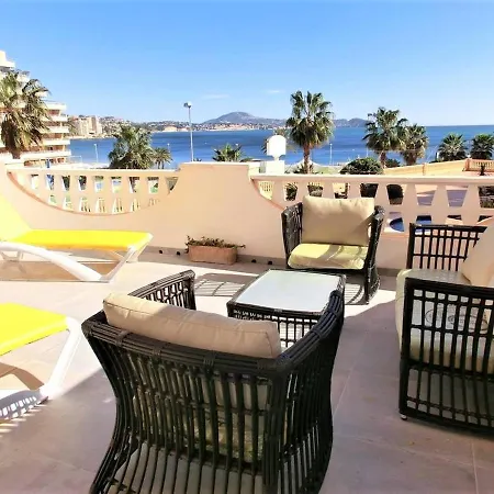 2 Bedrooms With Sea Views Apartamento